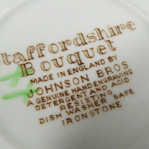 Johnson Brothers Staffordshire Bouquet floral pattern Tea Cup & Saucer Set - Picture 5 of 6